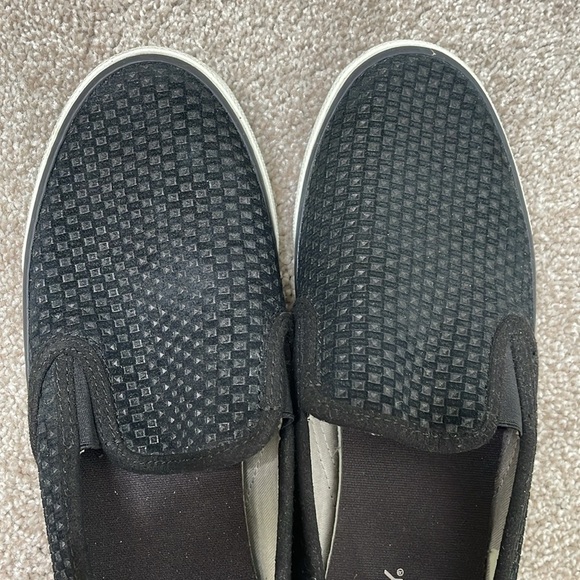 Sperry Seaside Perforated Emboss Suede Slip on Sneaker - Picture 5 of 9